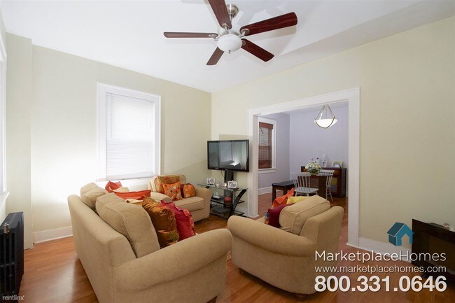 Building Photo - 3 br, 1.5 bath House - 105 Harvey St