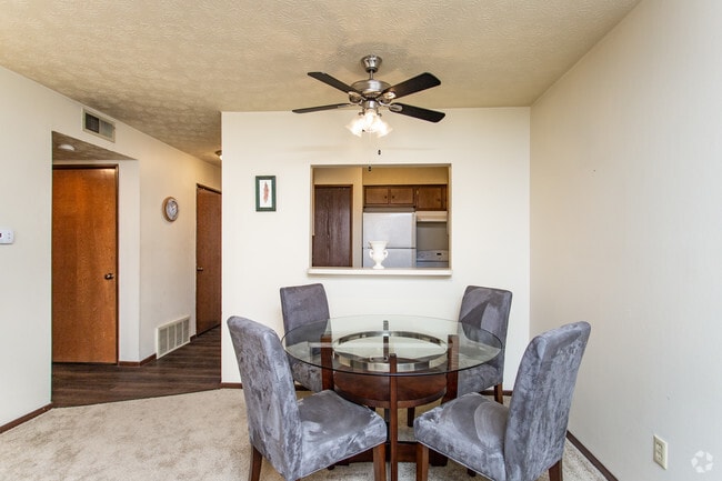 1BR, 1BA - 536 SF - Kings Highlands Apartments