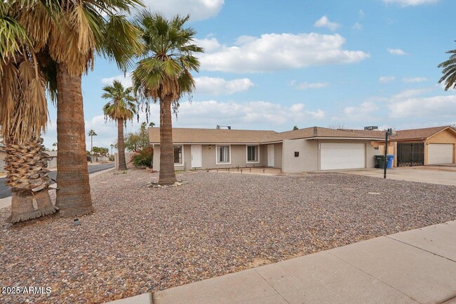 Building Photo - 3701 W Evans Dr