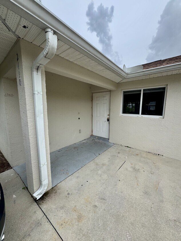 Foto principal - 2410 George Ave S
