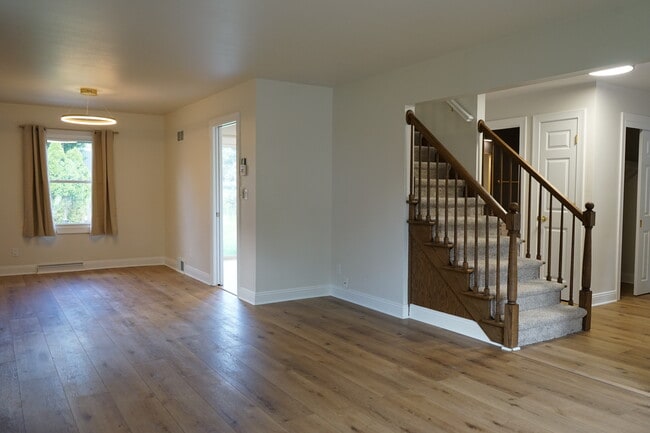 Building Photo - 17680 Green Isle Ct