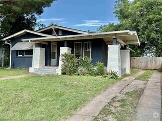 Building Photo - 1605 Garfield St