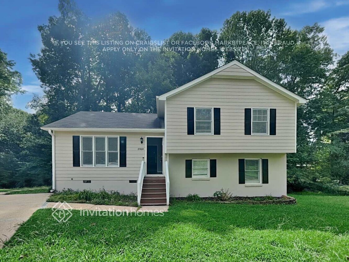 Primary Photo - 2908 Buckthorne Ct