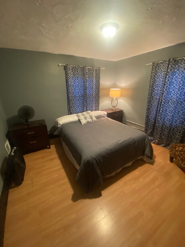 Foto del edificio - 540 Cameron Ave