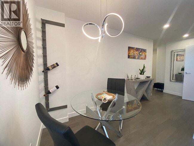 Photo du bâtiment - 1480 Howe St