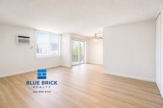 Building Photo - 5452 Corteen Pl