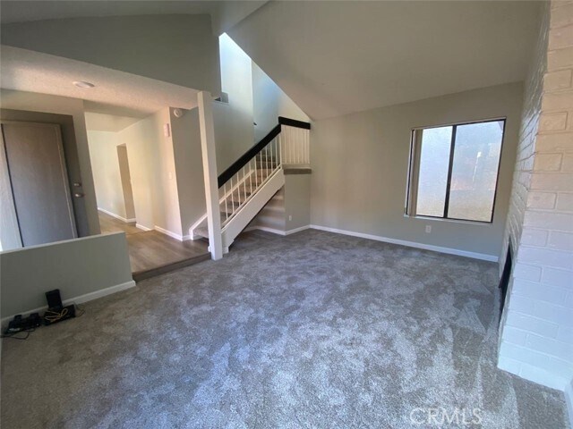 Foto del edificio - 5124 E Almond Ave