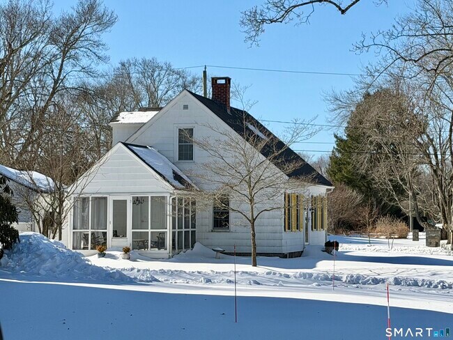 Foto del edificio - 43 Neck Rd