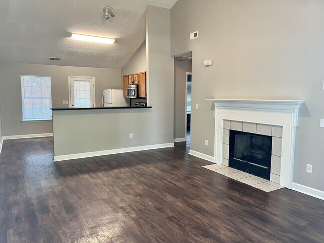 Foto del edificio - 325 Kingville Dr