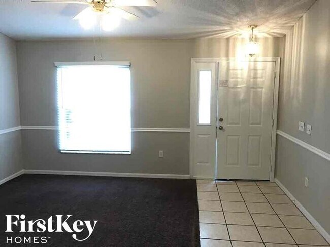 Building Photo - 1104 Oak Pointe Pl
