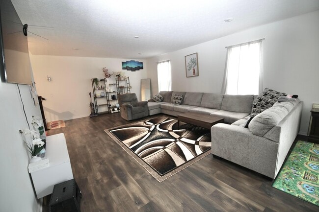 Foto del edificio - 216 Old Bay Dr