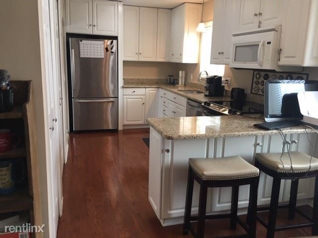 Building Photo - 2 br, 1 bath Condo - 6130 Carroll Lake Rd