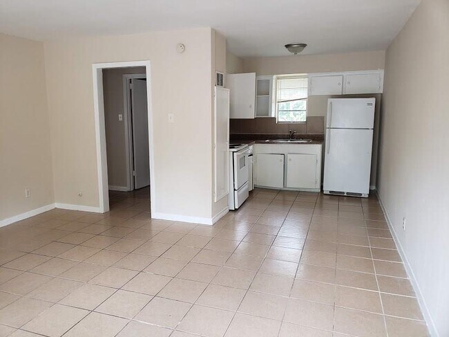 Building Photo - 4611 Brinkley St
