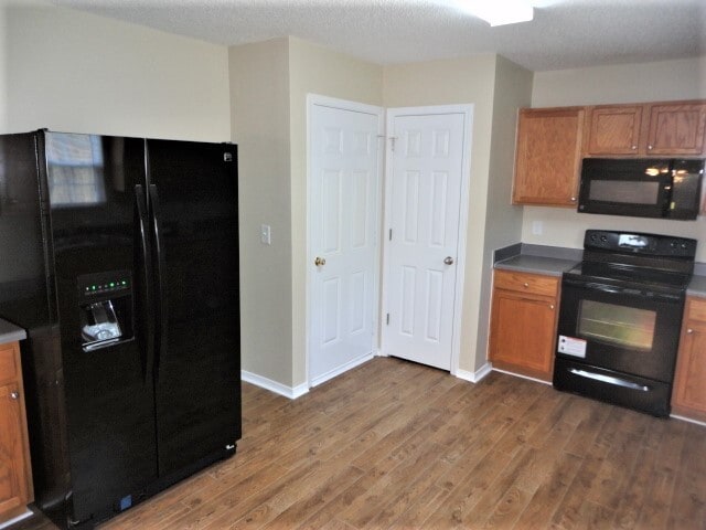 Foto del edificio - 3109 Skybrook Ln