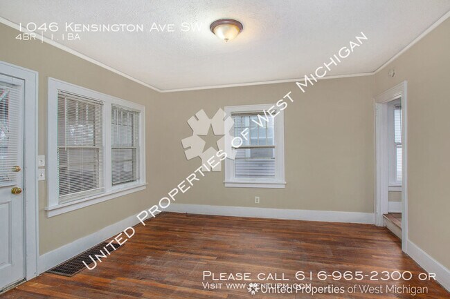 Building Photo - 1046 Kensington Ave SW