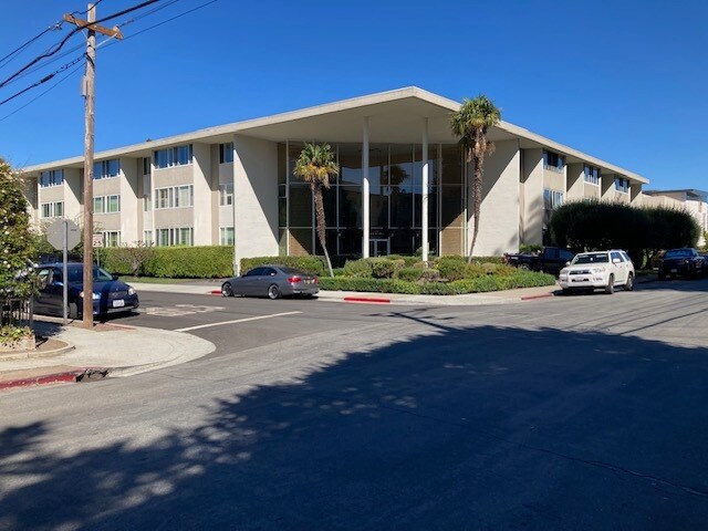 Foto del edificio - 200 Elm St
