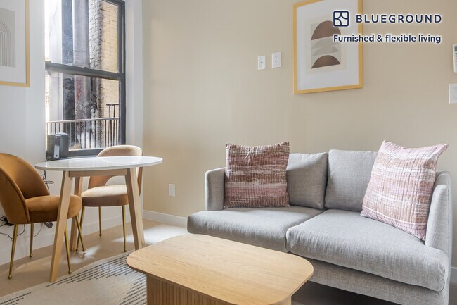 Building Photo - 103 Mosco St