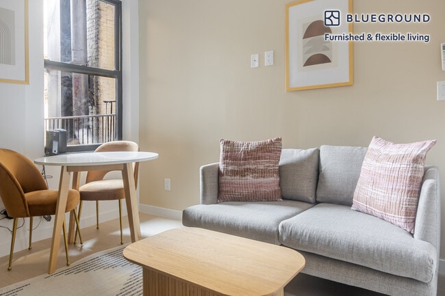 Building Photo - 103 Mosco St