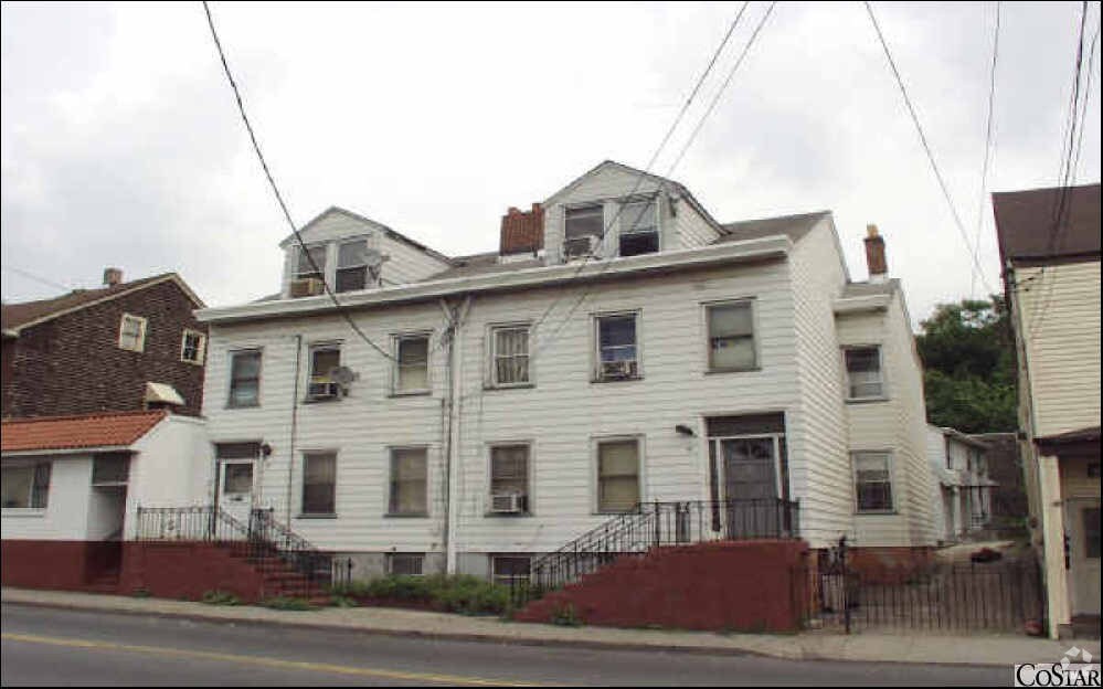 1014 Belmont Ave, North Haledon, NJ 07522 Apartments in North