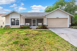 Building Photo - 1218 Gillespie Dr N
