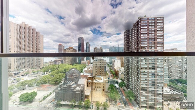 Foto del edificio - 237 E 34th St