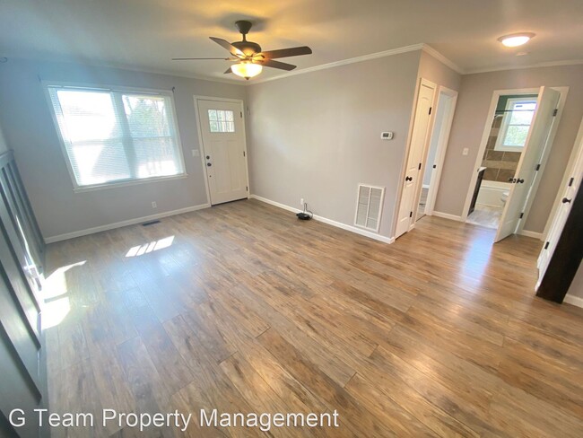 Building Photo - 2 br, 1 bath House - 521 Chipman Rd
