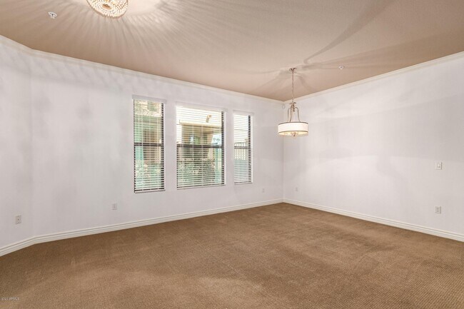 Foto del edificio - 7601 E Indian Bend Rd