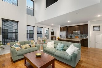 Building Photo - 1841 Radcliffe St