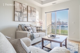 Building Photo - 1 Parnell St