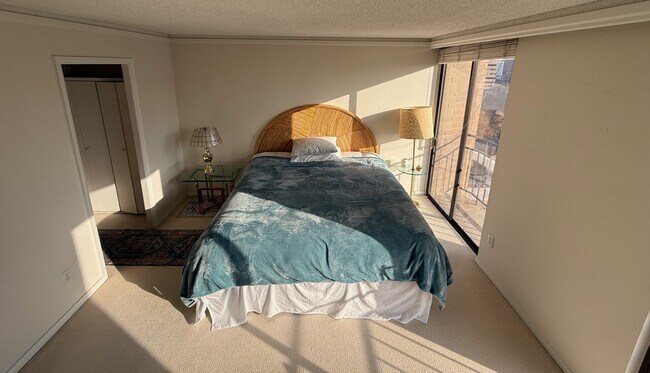 Building Photo - 1122 Colorado St