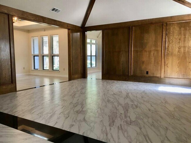 Foto del edificio - 4408 Fremont Ln
