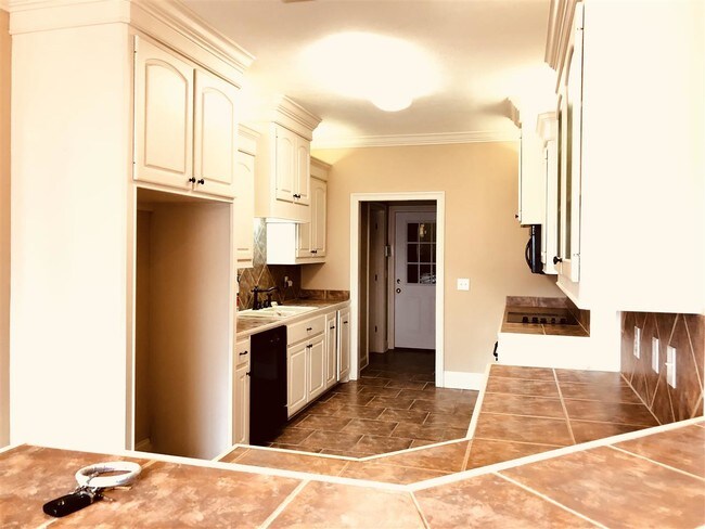 Foto del edificio - 905 Frisky Dr