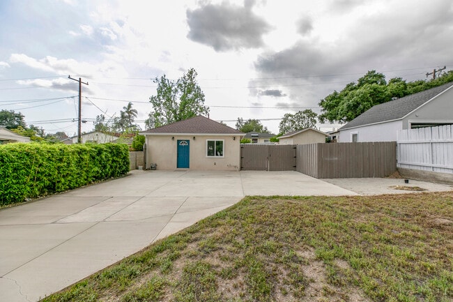 Building Photo - 1411 Coolidge Ave