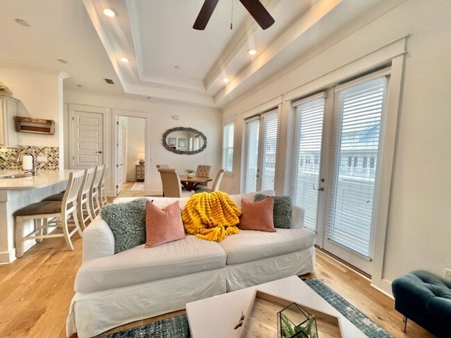 Building Photo - 15 E Milestone Dr