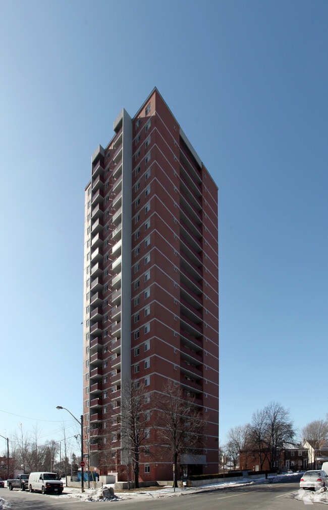 Building Photo - 25 Cosburn Avenue