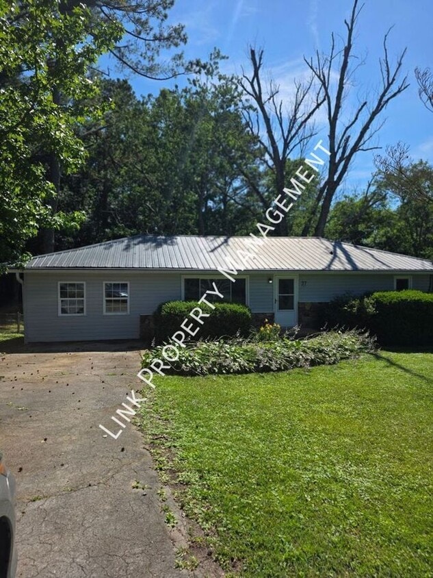 Available Now – Spacious 4 Bedroom Home in Ringgold for Only $1,695/Month! - Available Now – Spacious 4 Bedroom Home in Ringgold for Only $1,695/Month!
