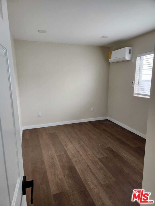 Foto del edificio - 4308-4304 Leimert Blvd