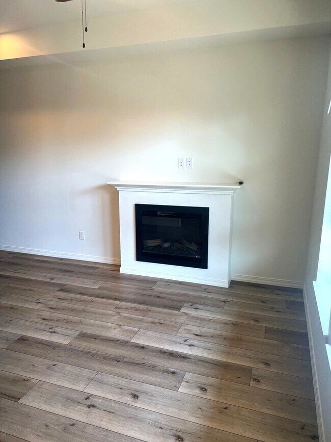 Photo - Evergreen Multiplex Apartment