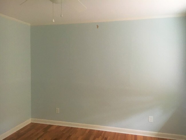 Building Photo - 362 Toulon St