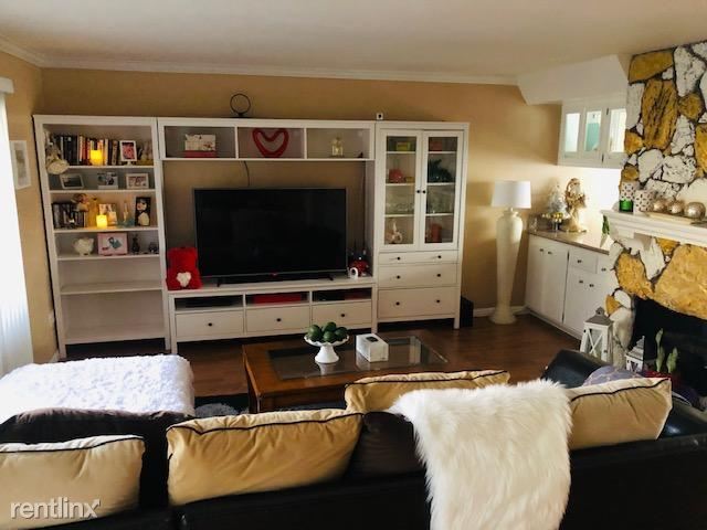 Primary Photo - 1 br, 1 bath Townhome - 1726 Pepper St. E ...