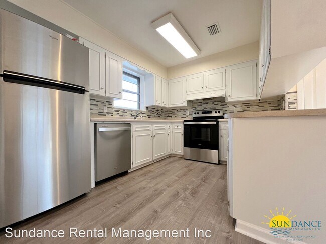 Building Photo - 3 br, 2 bath House - 135 Fulmar Circle