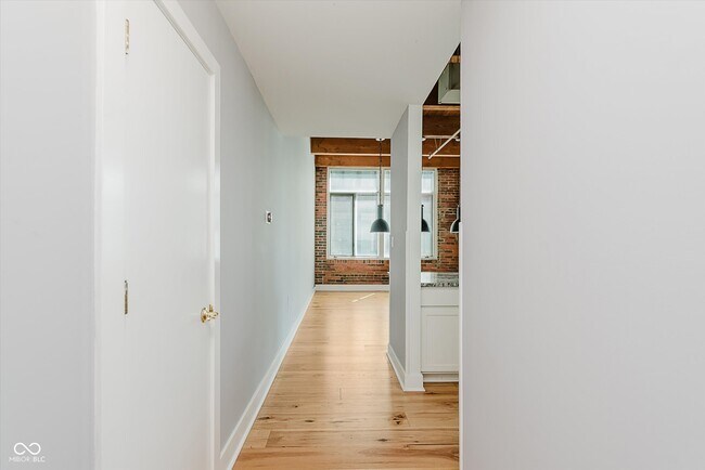 Foto del edificio - 430 N Park Ave