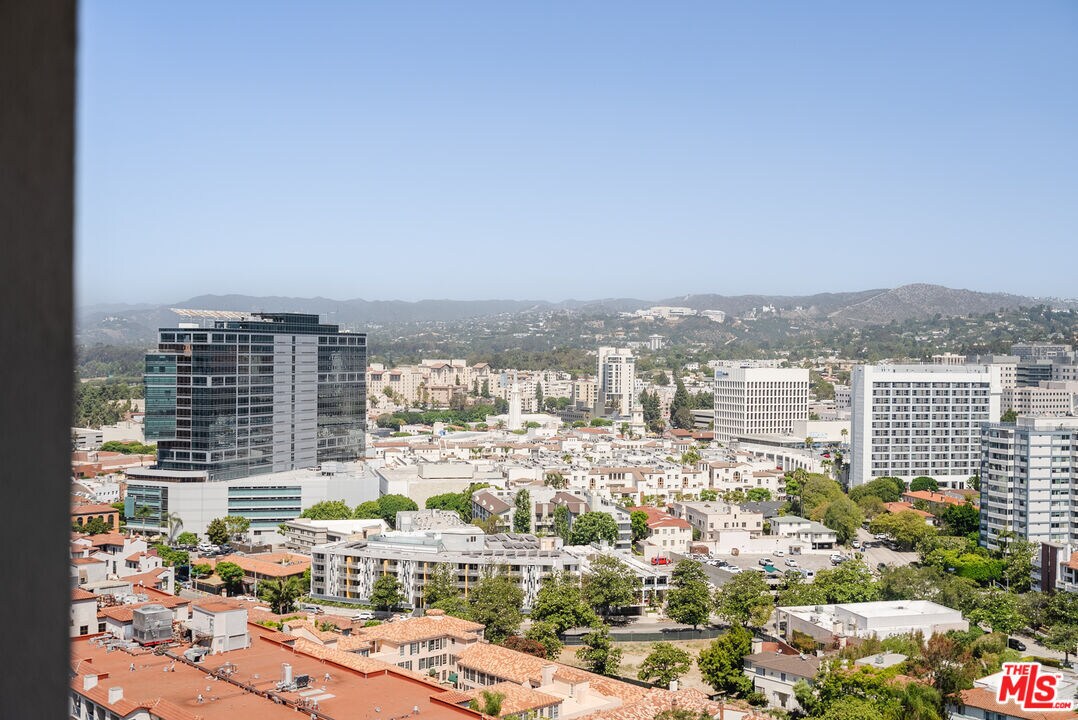 Primary Photo - 10790 Wilshire Blvd