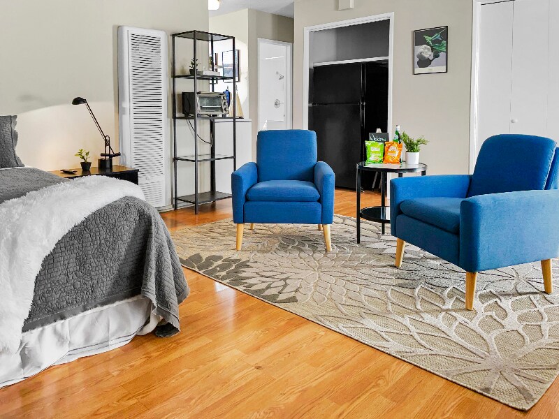 Foto principal - 2827 S Corning St