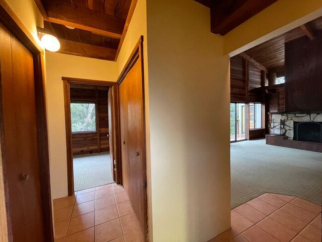 Building Photo - GREAT HOME NEAR CARMEL VALLEY VILLAGE