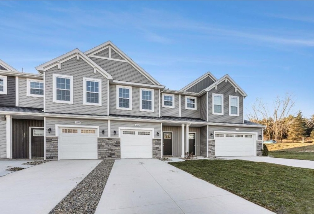 Primary Photo - 4633 Glen Haven Dr