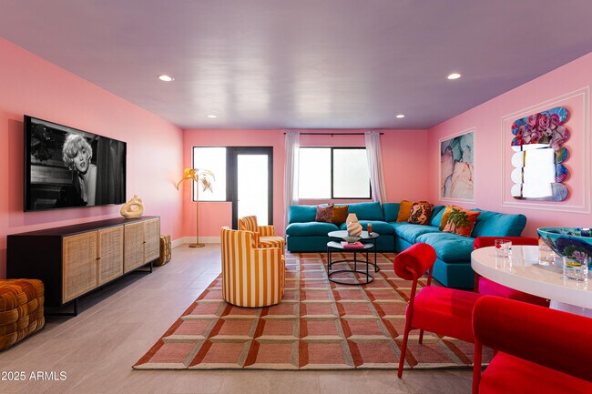 Foto del edificio - 7510 E 1st St