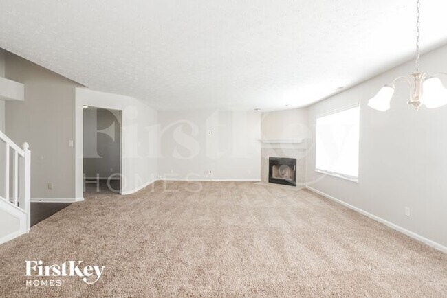 Foto del edificio - 5858 Glen Haven Blvd
