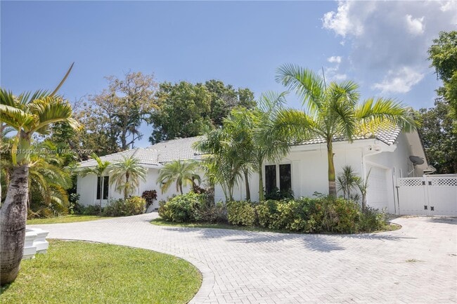 Building Photo - 413 Tamarind Dr