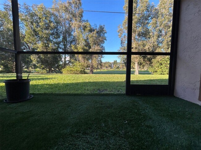 Foto del edificio - 10325 NW 11th St